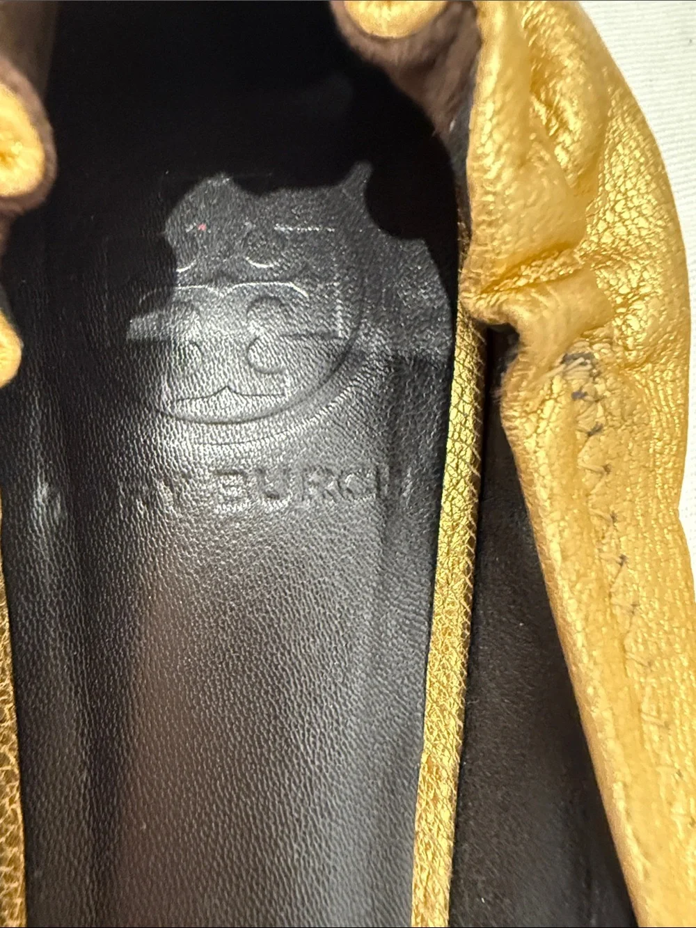 Tory Burch Metallic Gold Logo Round-Toe Ballet Flats